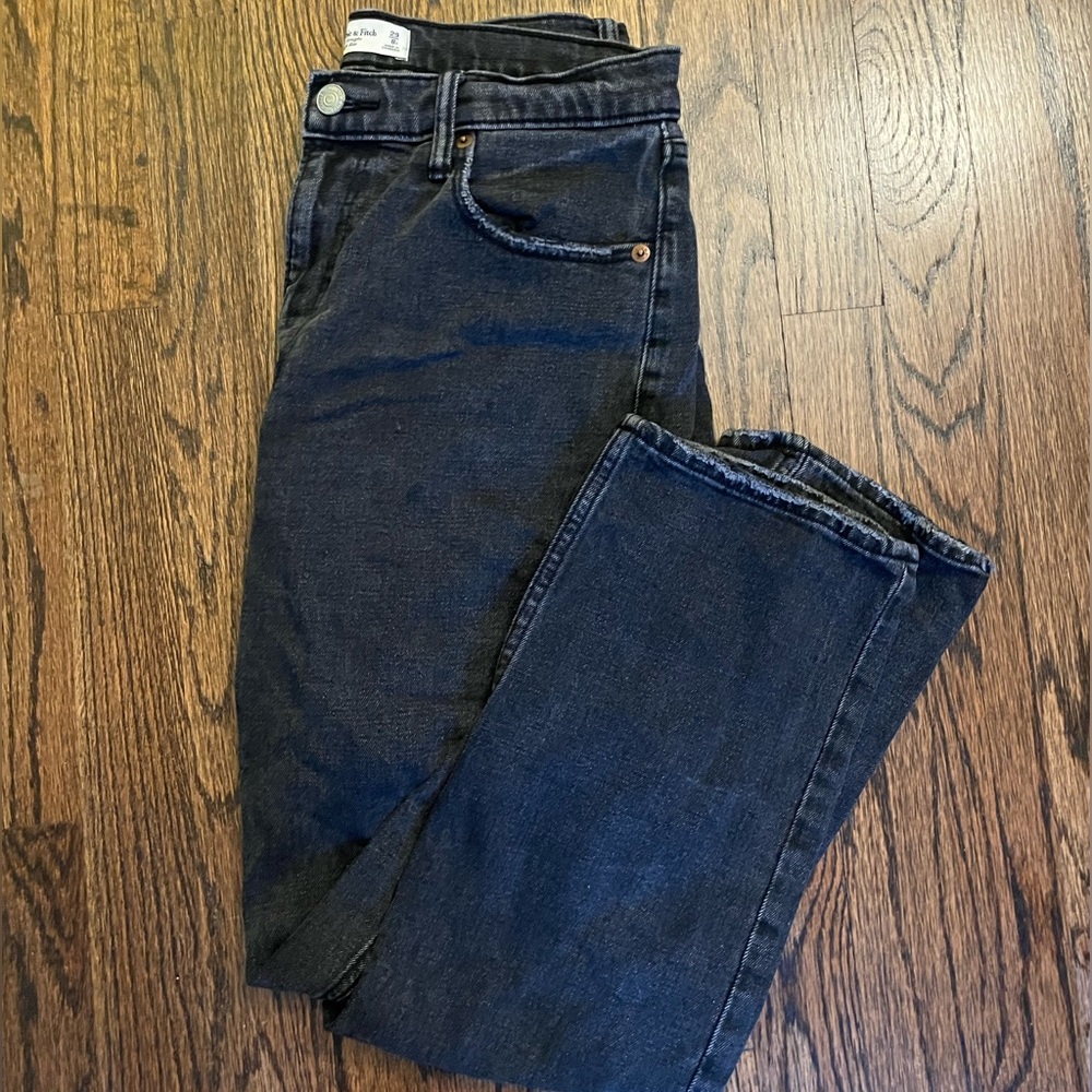 Abercrombie High Rise Ankle Straight Black Jeans